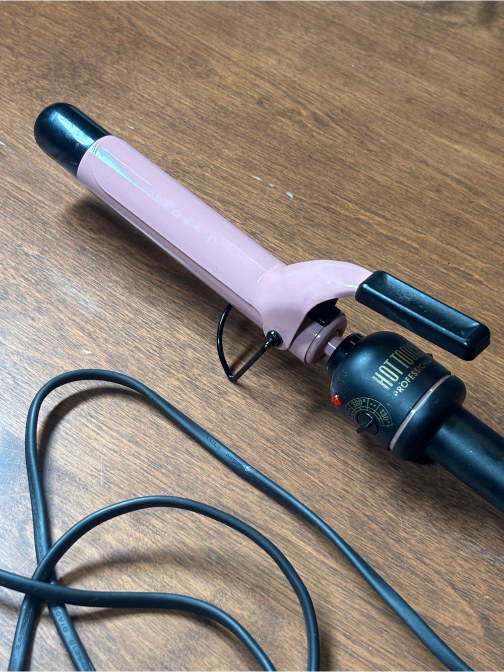 Hot tools curling iron